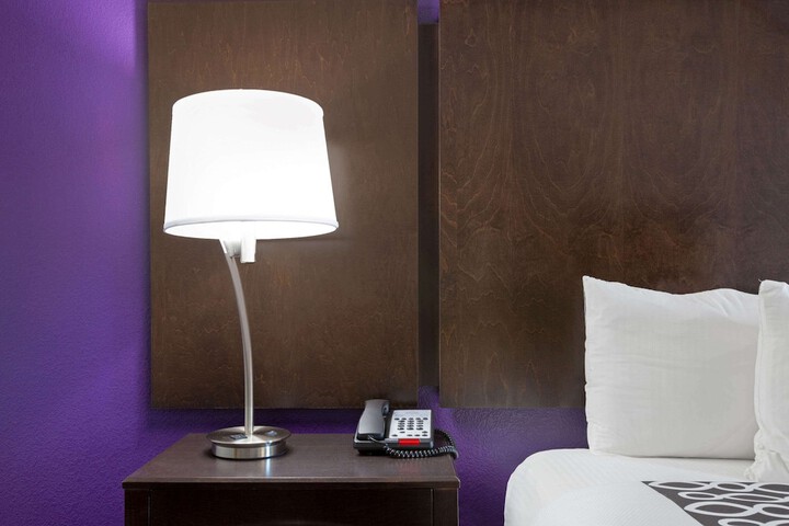 Room 18 of 29