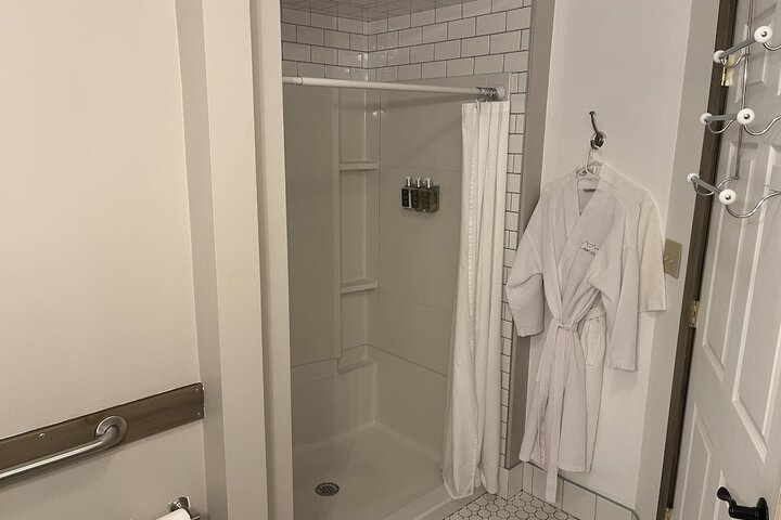 Room 72 of 87