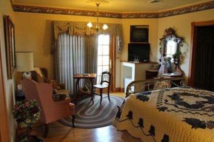 The Hurst House Bed and Breakfast