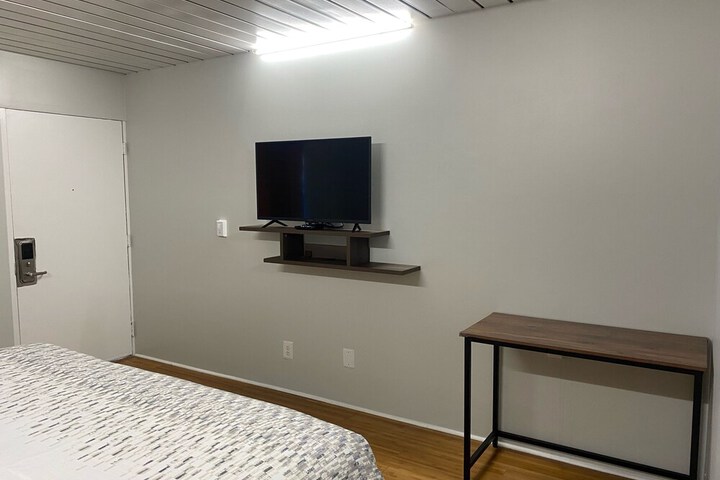 Room 19 of 22