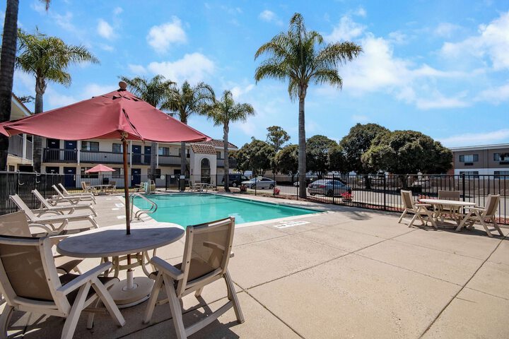 Motel 6 Lompoc CA