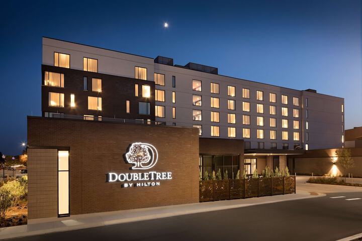 Hotel 3 of 37