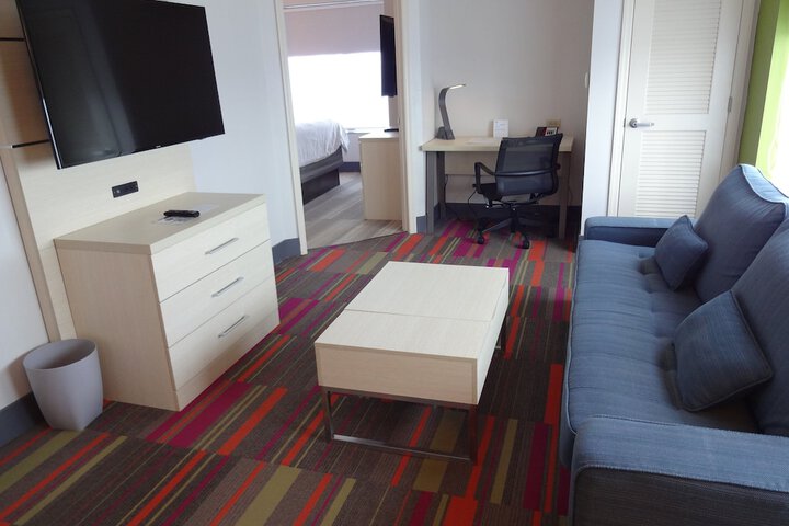 Room 27 of 56