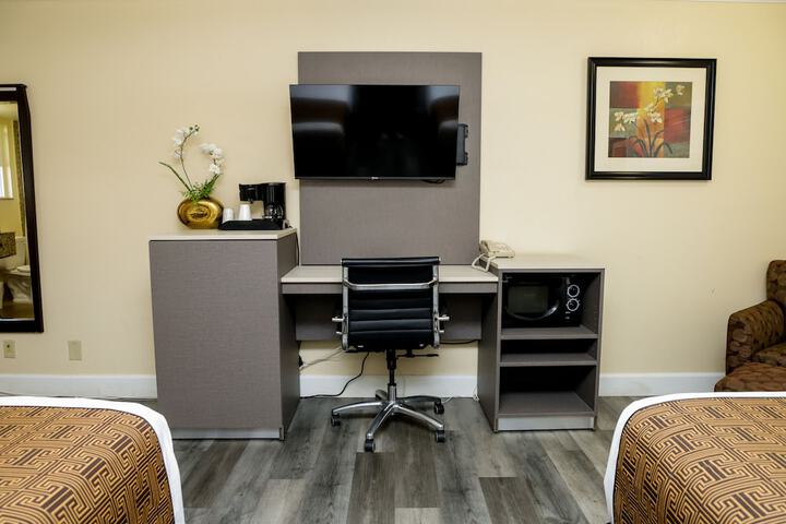 Room 72 of 155