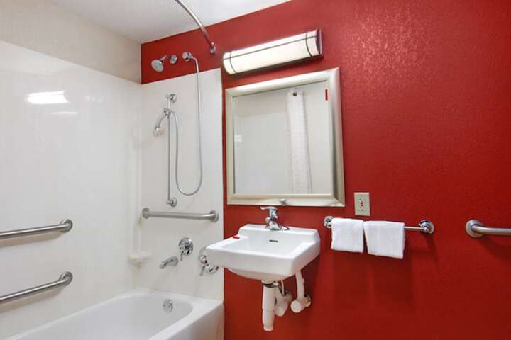 Room 7 of 26