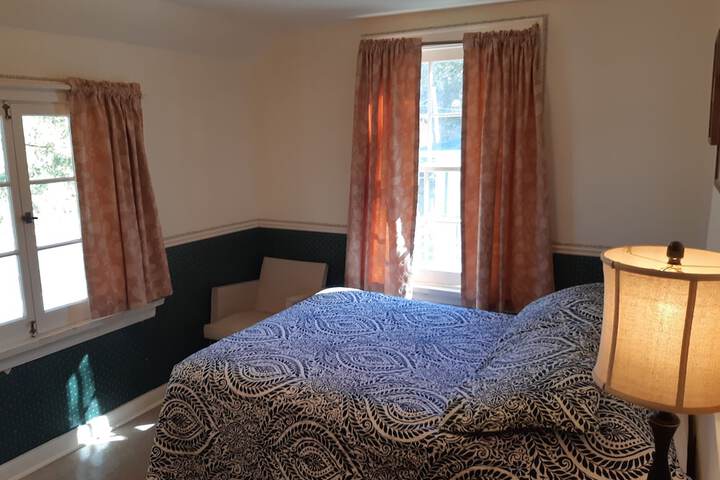 Room 177 of 215