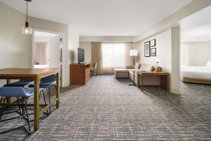 Room 30 of 42