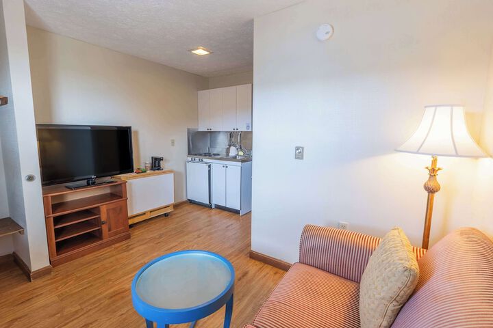Room 267 of 317