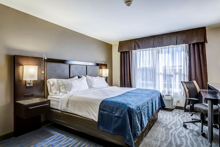Holiday Inn Express St. Louis West - OFallon by IHG