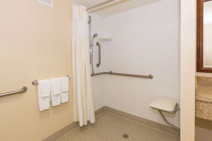 Room 12 of 30