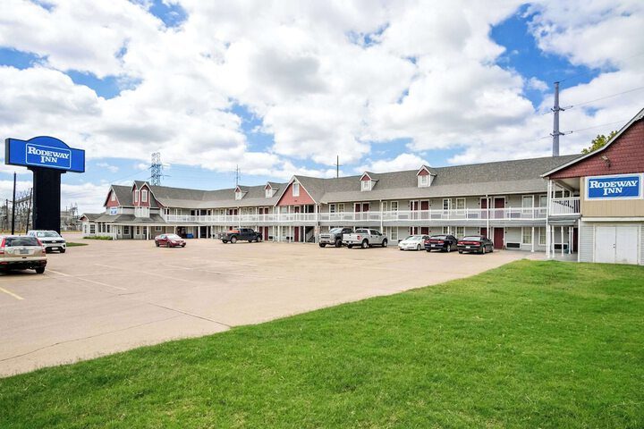 Hotel 3 of 32