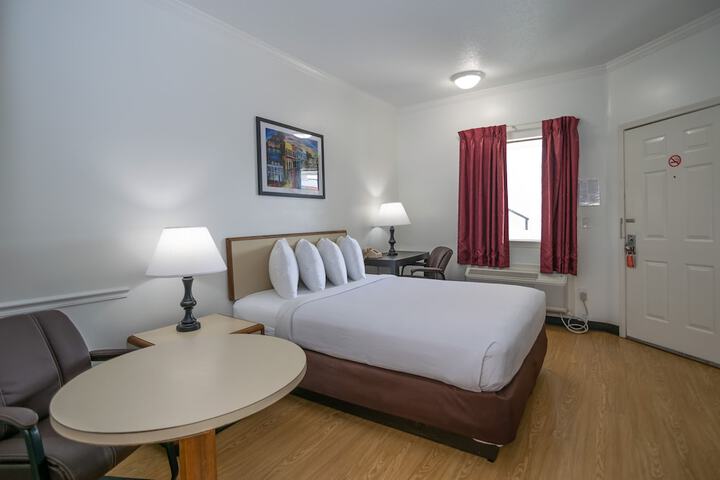 Room 21 of 30
