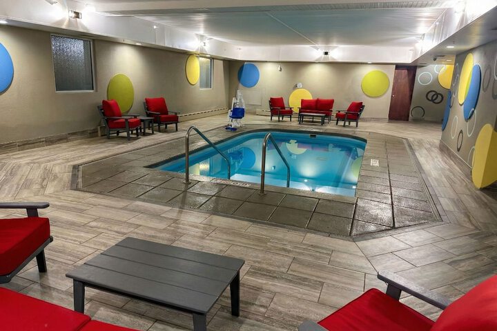 Best Western Plus Sandusky Hotel & Suites