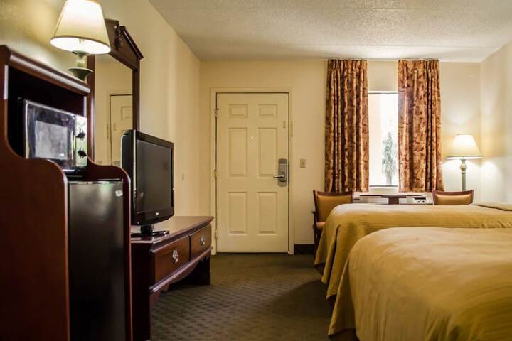 Room 13 of 39