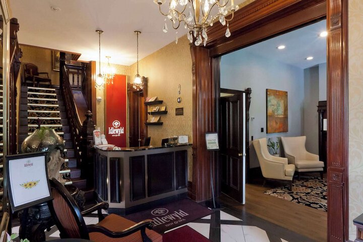 Idlewyld Inn & Spa
