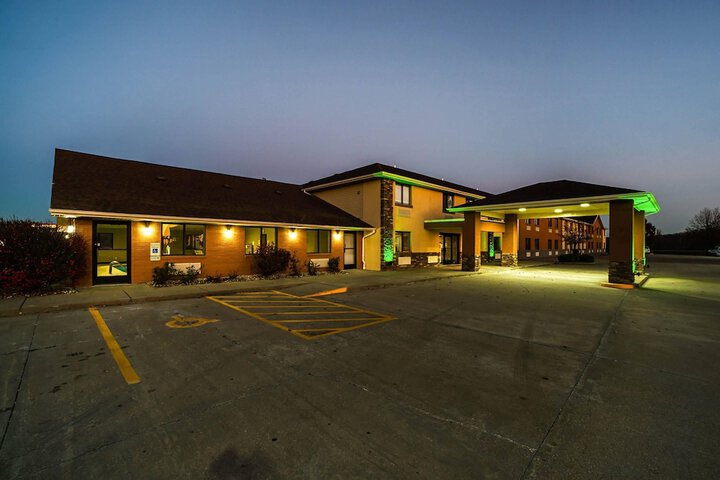Quality Inn Carbondale University area