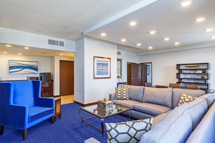 Hilton Waco