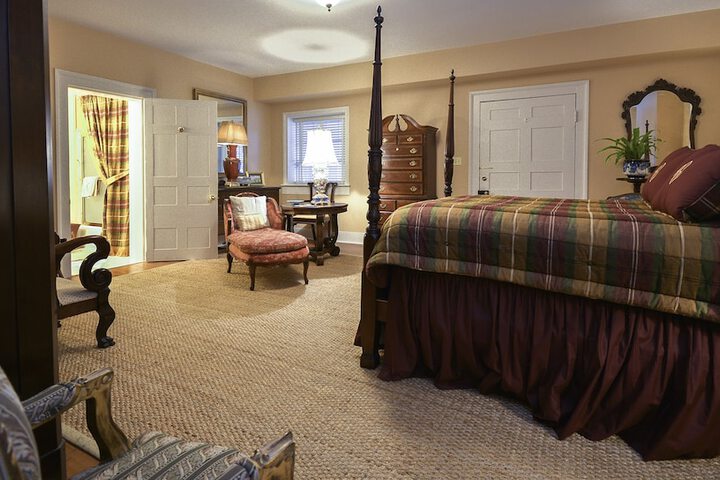 Room 14 of 21