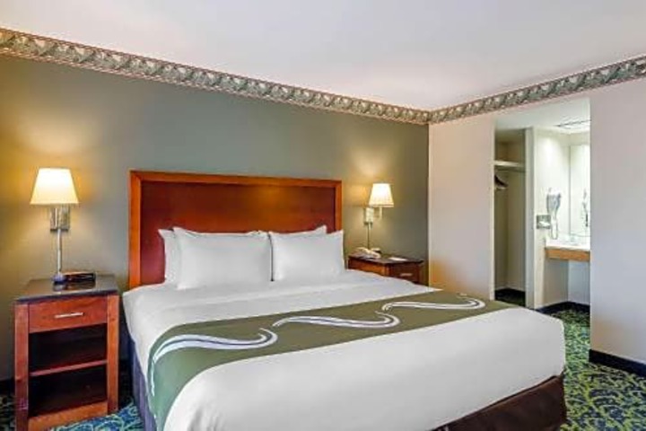 Quality Inn & Suites Lexington