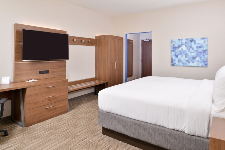 Room 29 of 49