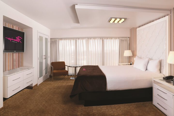 Room 55 of 122