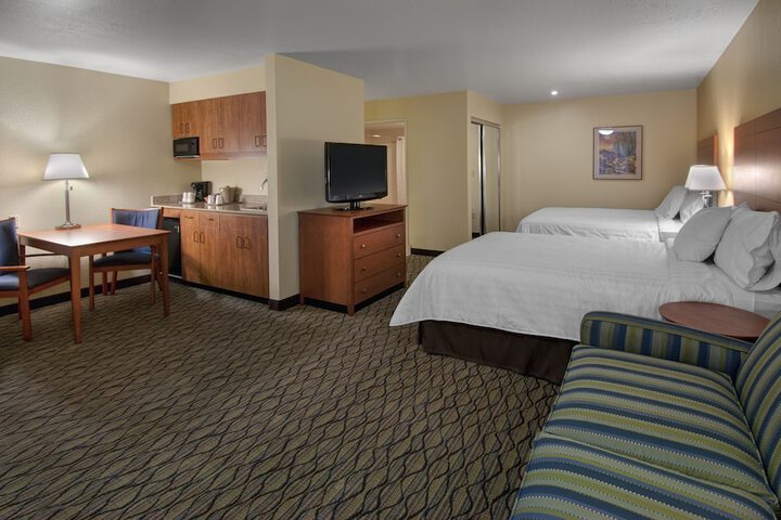 Room 19 of 29