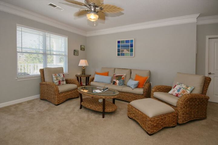 28C Sandpiper Bay