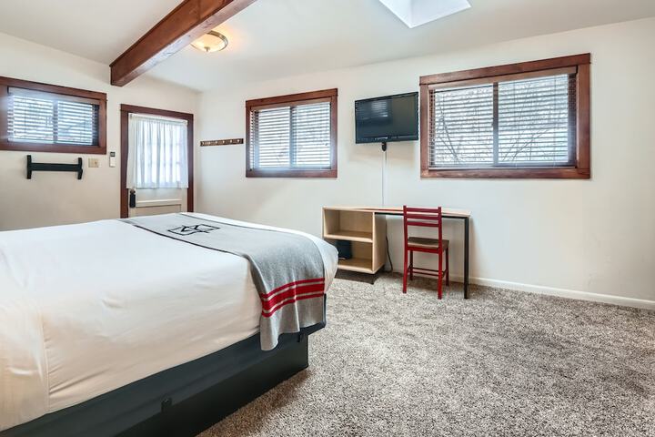 Room 60 of 137