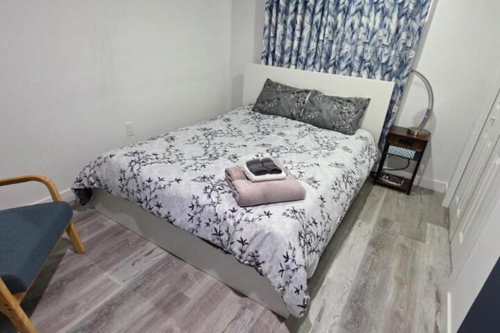 Entire guest basement suite in Cochrane AB