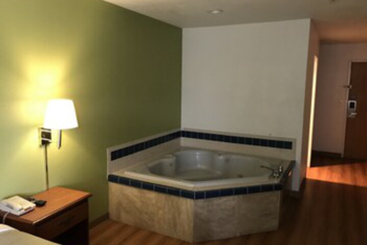 Motel 6 South