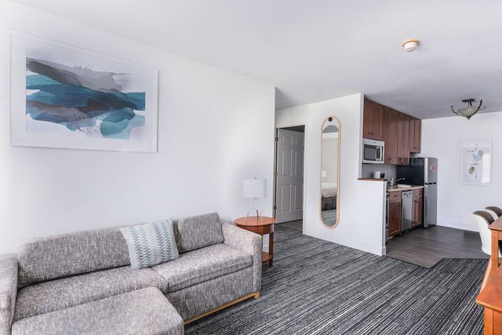Room 10 of 45