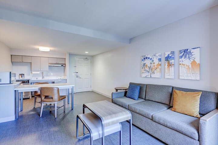 Homewood Suites by Hilton Anaheim-Main Gate Area
