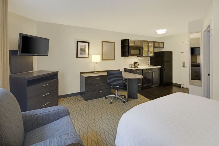 Room 31 of 38
