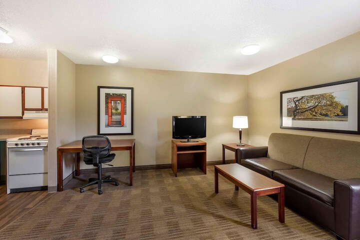 Extended Stay America Suites Cleveland Great Northern Mall