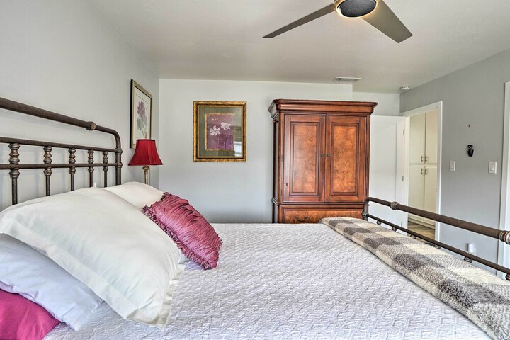 San Marcos Home w / Patio & Grill - Walk to Lake!