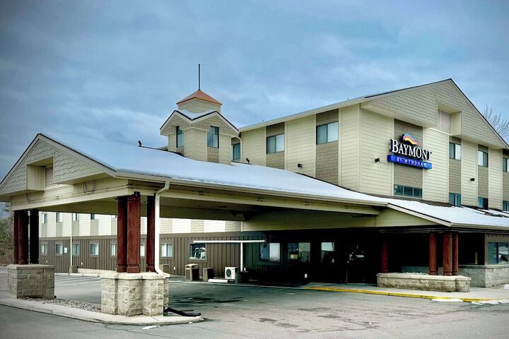 Hotel 2 of 39