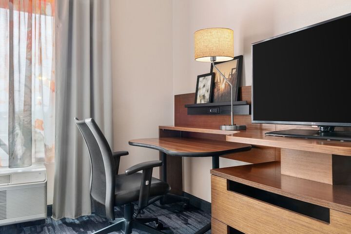 Room 19 of 48
