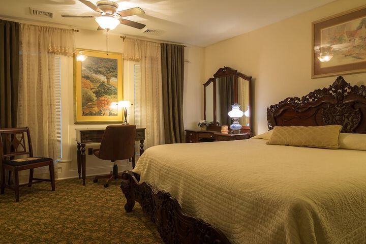 Room 25 of 31