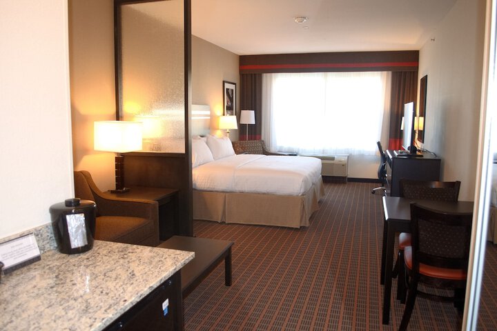 Holiday Inn Express & Suites Golden - Denver Area by IHG