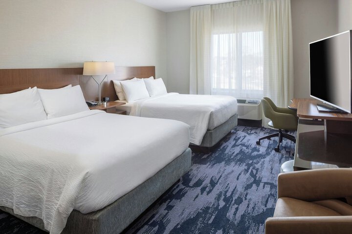 Fairfield Inn & Suites Springfield Northampton / Amherst