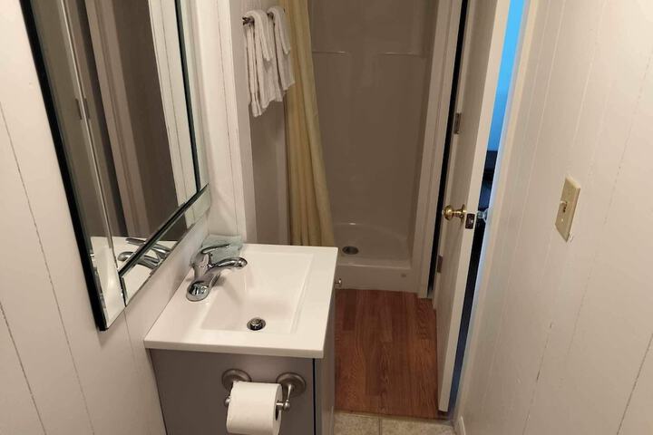 Room 72 of 95