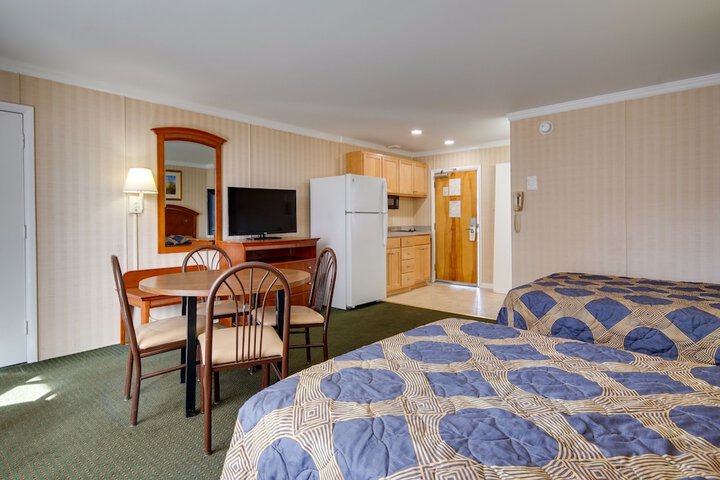 Room 21 of 28