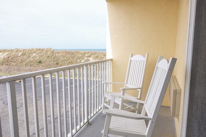 Surf Side Hotel