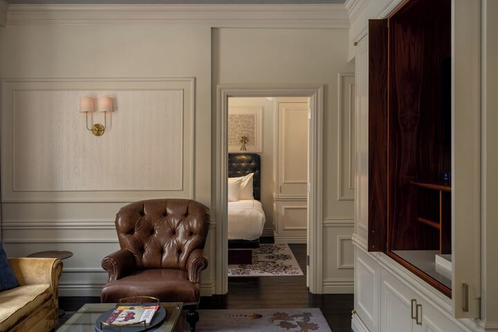 The Adelphi Hotel