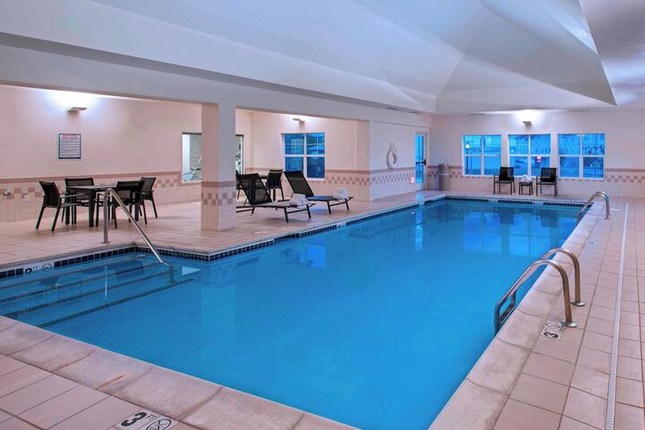 Pool 4 of 24