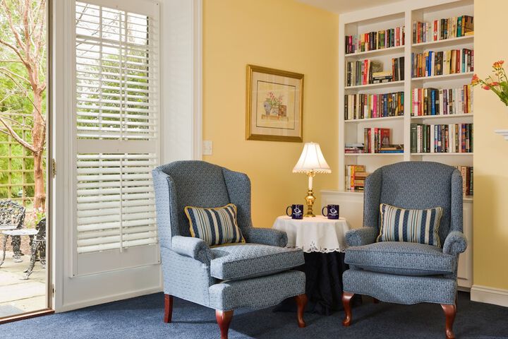 Room 10 of 50