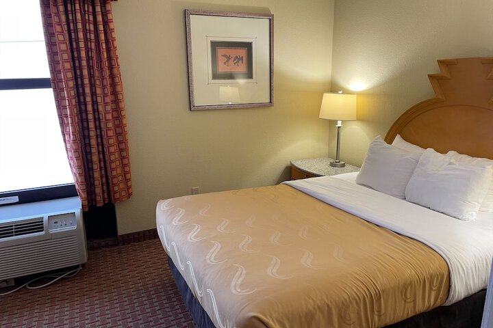 Room 44 of 82