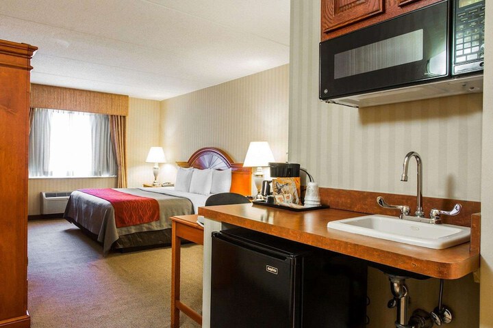 Room 12 of 41