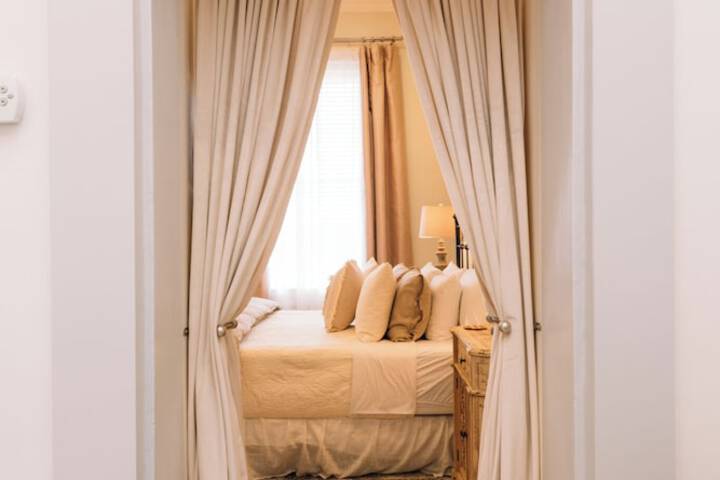Room 213 of 361