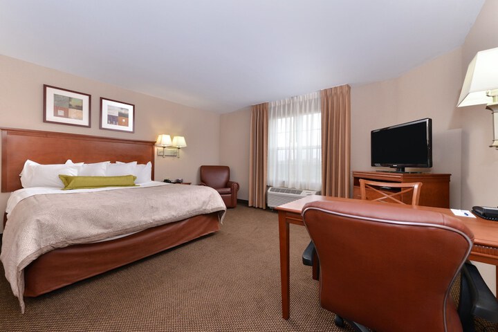 Room 12 of 21